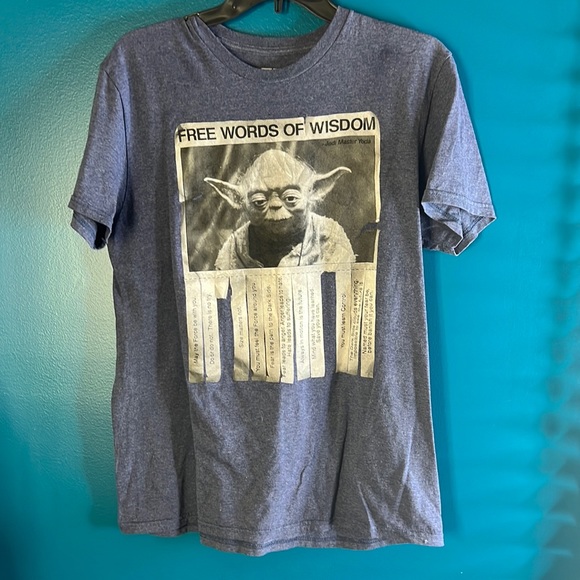 Yoga words of wisdom tee size M